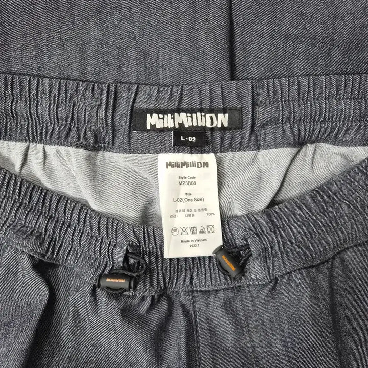 [BUNJANG] Milli Million Bending Drawstring Cargo Joggers D310 / 밀리밀리언 밴딩 드로우스트링 카고 조거 d310