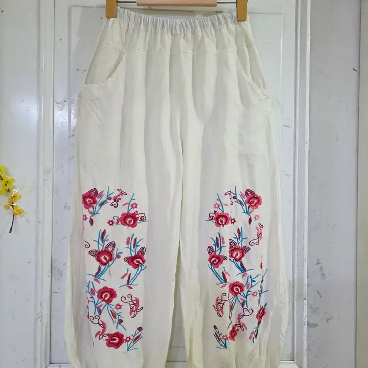 [BUNJANG] Yeoma Linen Embroidered Wide Leg Pants / 여마  린넨 시원한  고급스러운 자수 베기통바지  30까지