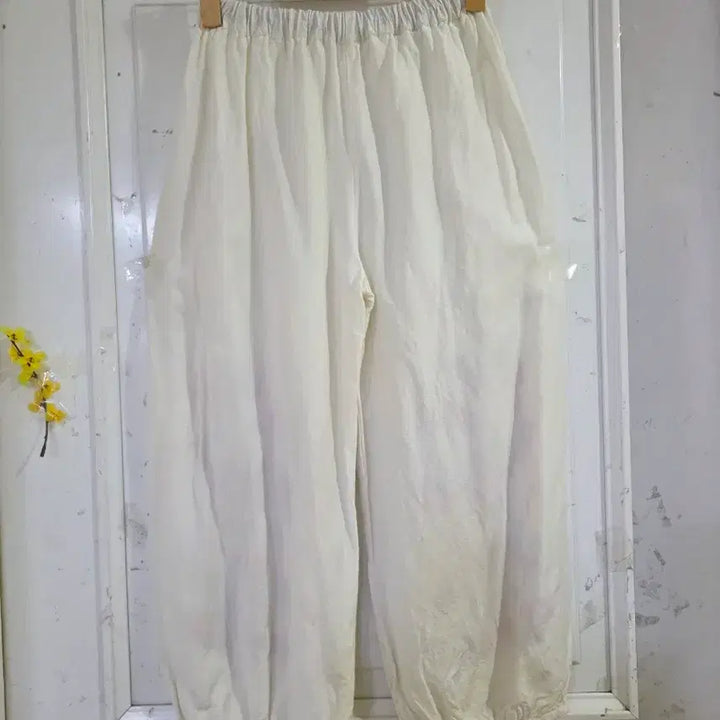 [BUNJANG] Yeoma Linen Embroidered Wide Leg Pants / 여마  린넨 시원한  고급스러운 자수 베기통바지  30까지