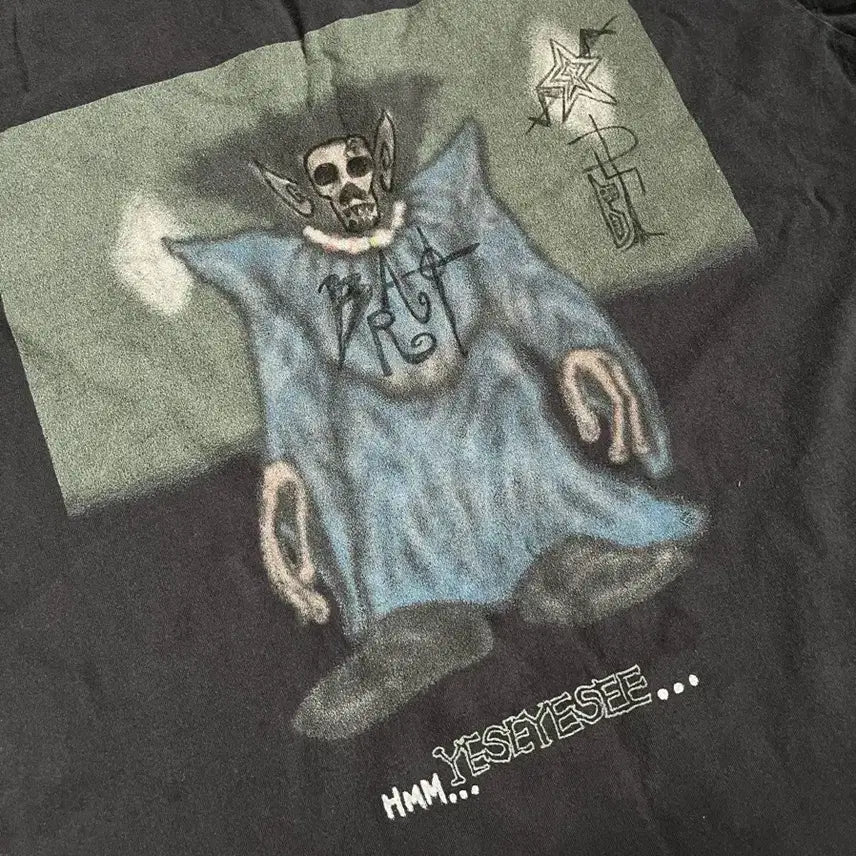 [BUNJANG] Brat Hand-Painted T-shirt / Brat fat lips 핸드페인팅 티셔츠