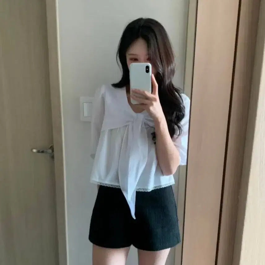 [BUNJANG] Minet Swan Blouse / 미네트 스완 블라우스(새상품)