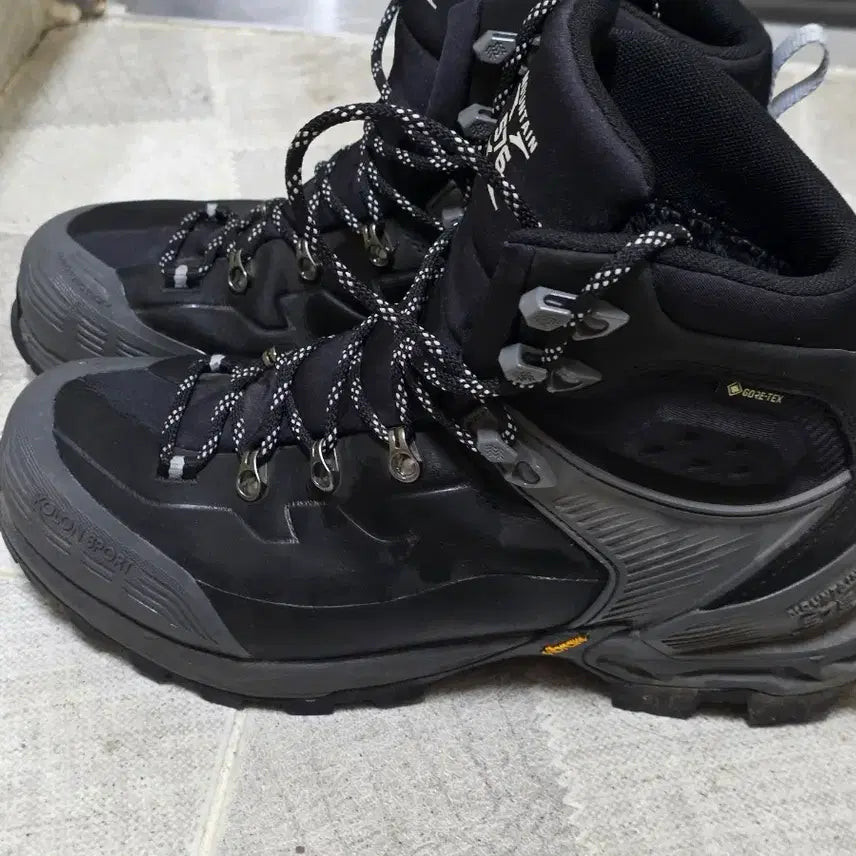 [BUNJANG] Kolon Mountain 576 Hiking Boots 265mm / 코오롱 마운틴576 중등산화 265mm 팝니다