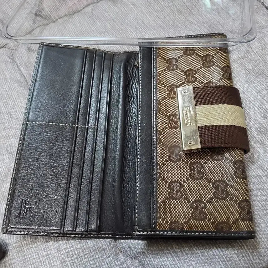 [BUNJANG] Gucci GG Logo Long Wallet Brown / 구찌 GG 로고 장지갑 브라운