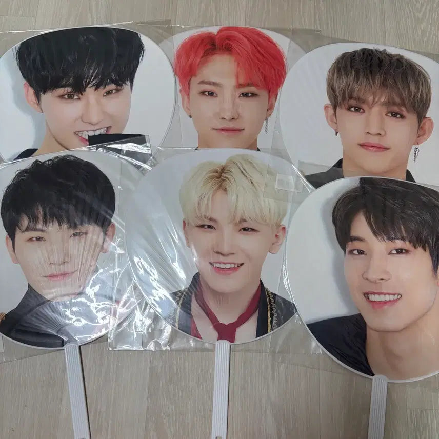 [BUNJANG] SEVENTEEN Japan Tour Uchiwa Bundle Set / 세븐틴 일괄 일본 투어 우치와 양도 합니다!