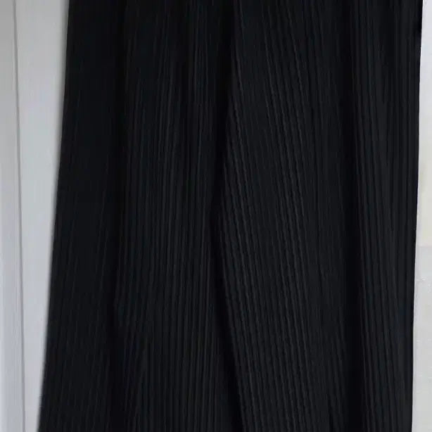 [SOLD OUT] 옴므플리세 뒷절개 하카마 3사이즈