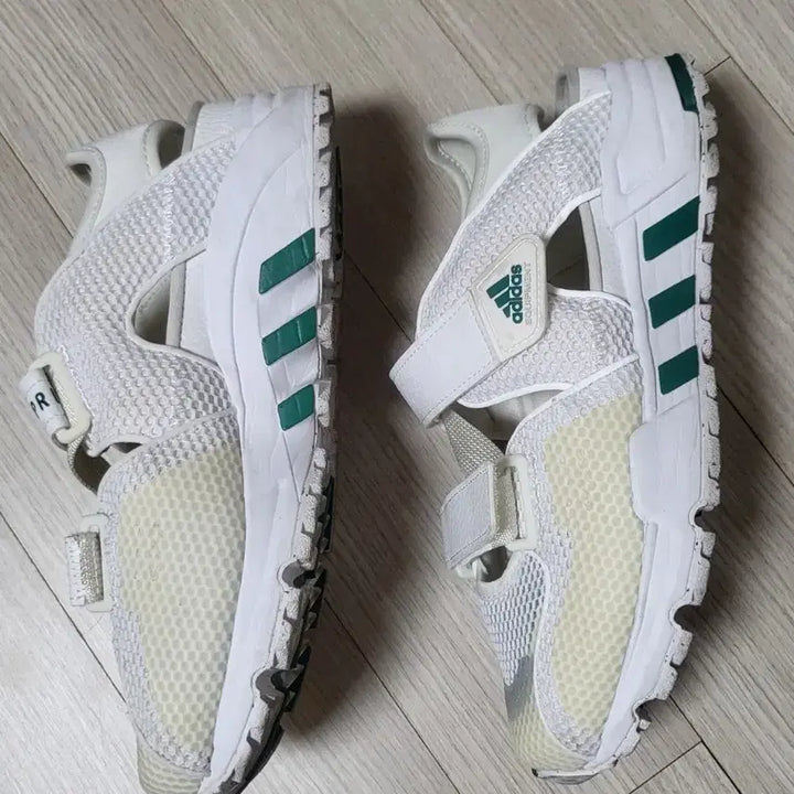 [SOLD OUT] 아디다스 이큅먼트 93 샌들 클라우드 화이트 265