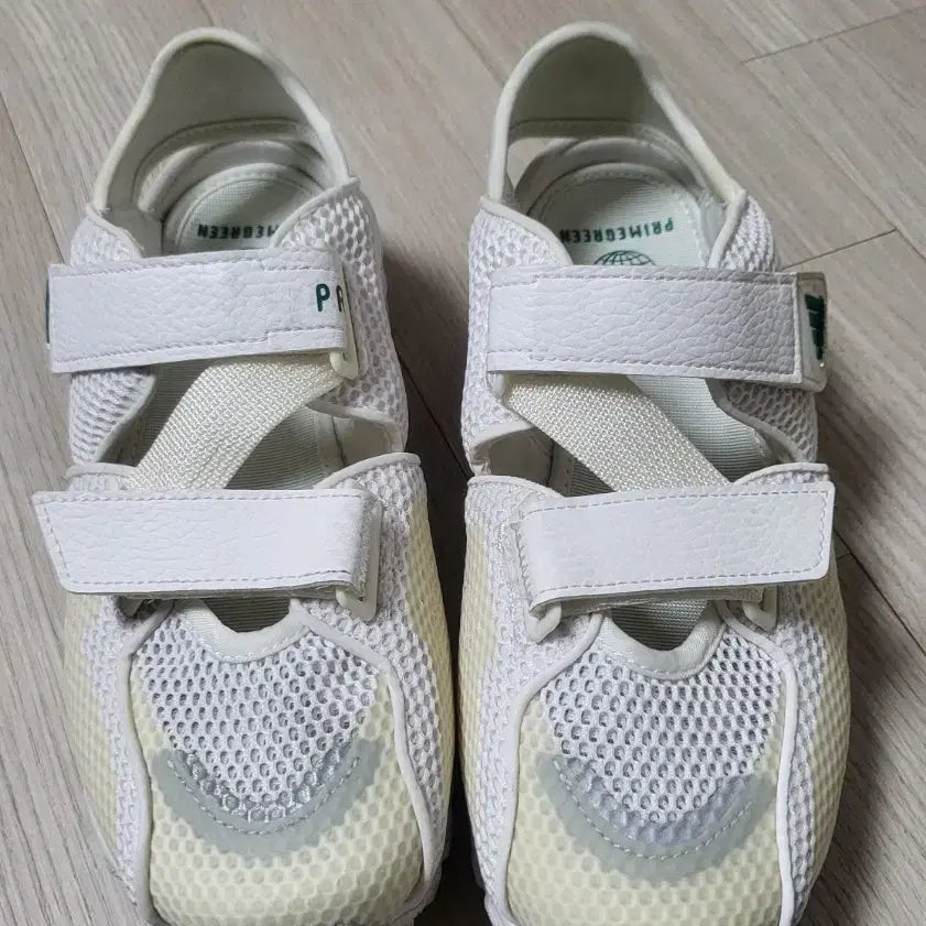 [SOLD OUT] 아디다스 이큅먼트 93 샌들 클라우드 화이트 265