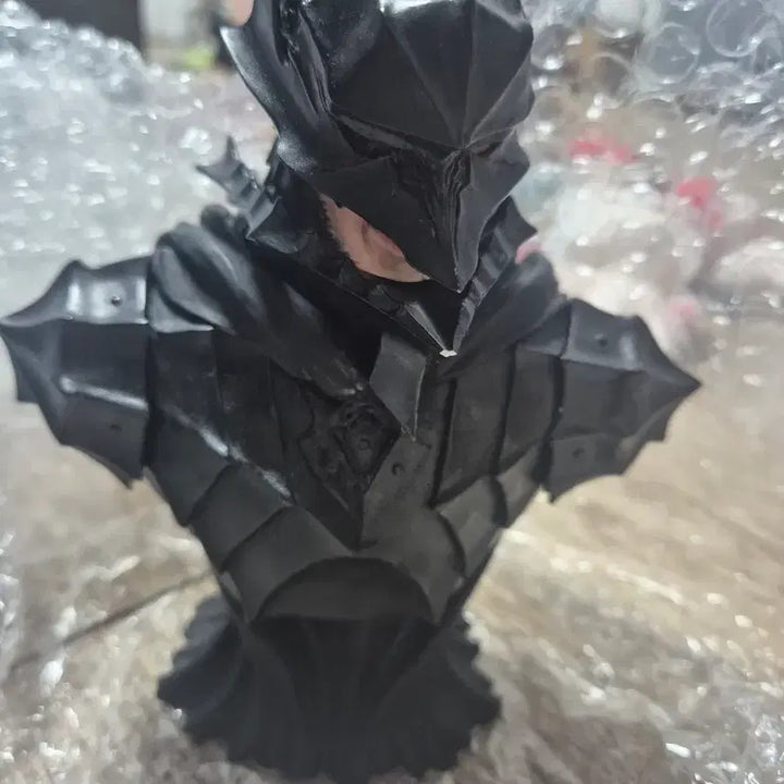 [BUNJANG] Berserk Armor Bust / 베르세르크 갑주 흉상