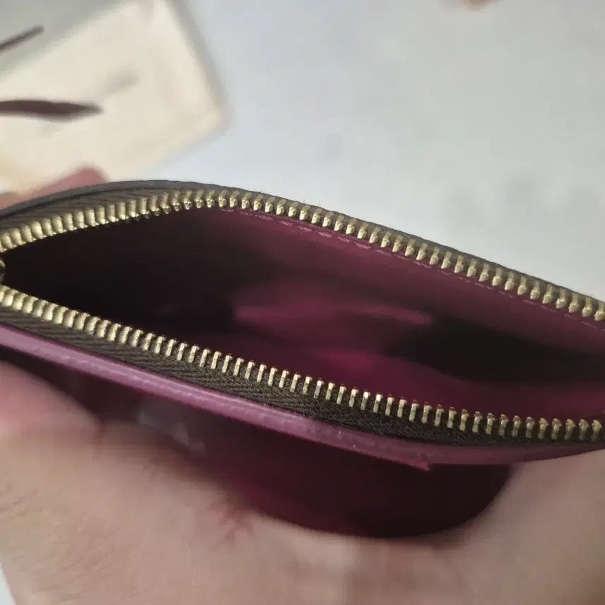 [BUNJANG] Louis Vuitton Victorine Wallet Fuchsia / 루이비통 빅토린 월릿 푸시아 컬러 풀박스 판매합니다