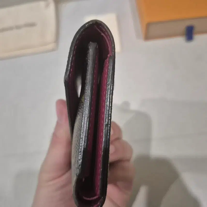 [BUNJANG] Louis Vuitton Victorine Wallet Fuchsia / 루이비통 빅토린 월릿 푸시아 컬러 풀박스 판매합니다