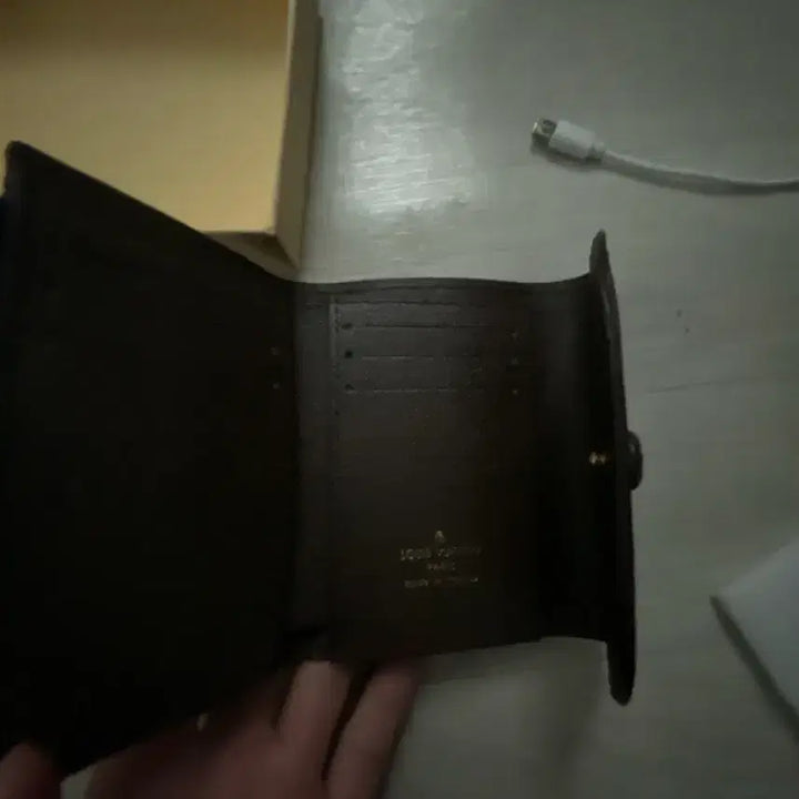 [BUNJANG] Louis Vuitton Monogram Victory Wallet Bi-fold / 루이비통 모노그램 빅토리 월렛 반지갑