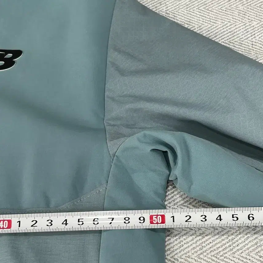 [SOLD OUT] [90] 뉴발란스 경량 후드 바람막이 자켓 S 민트