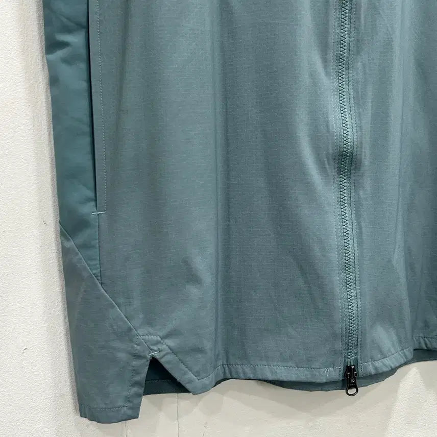 [SOLD OUT] [90] 뉴발란스 경량 후드 바람막이 자켓 S 민트