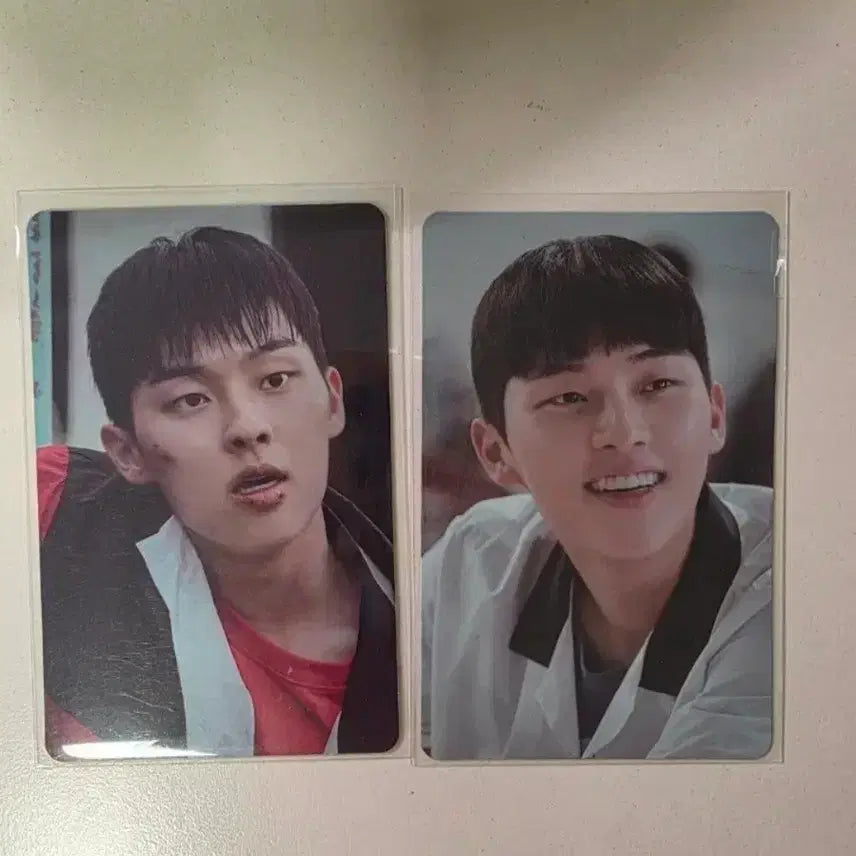 [BUNJANG] Weak Hero Class 1 Script Book Ahn Soo Ho Choi Hyun Wook Photocard Bundle Set / 약한영웅 대본집 a b 최현욱 안수호 포카 포토카드