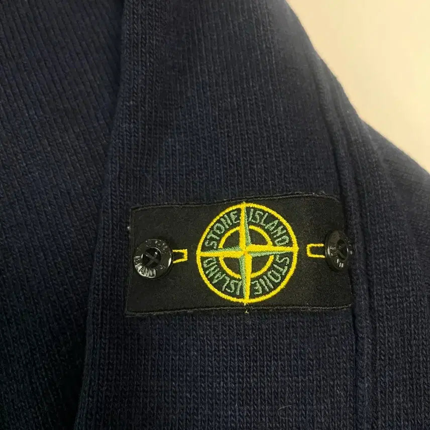 [BUNJANG] Stone Island Junior Lambswool Knit Sweater / 스톤아일랜드 주니어 램스울 니트 12A