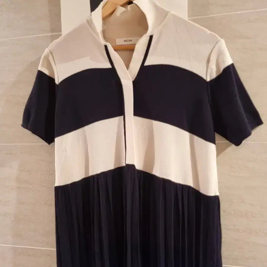 [BUNJANG] 앤유 Two-Tone Pleated Long Dress / 블랙.아이보리투톤~앤유 플리츠 원핏