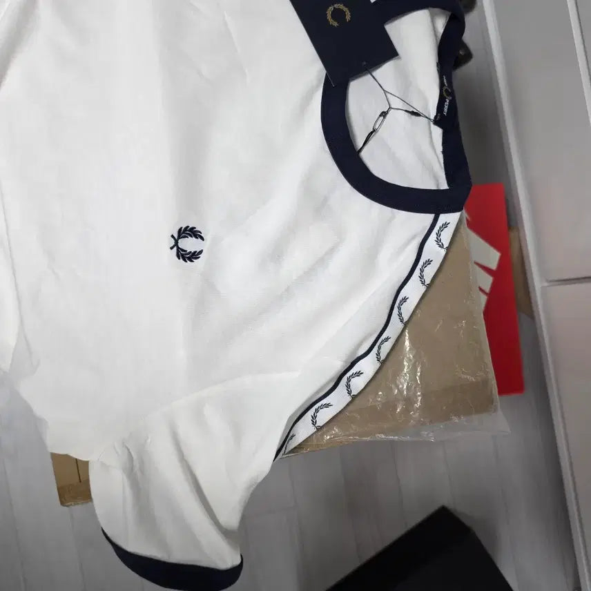 [BUNJANG] Fred Perry Tape Ringer T-Shirt XXL / 프레드페리 테잎 링어 티셔츠 xxl