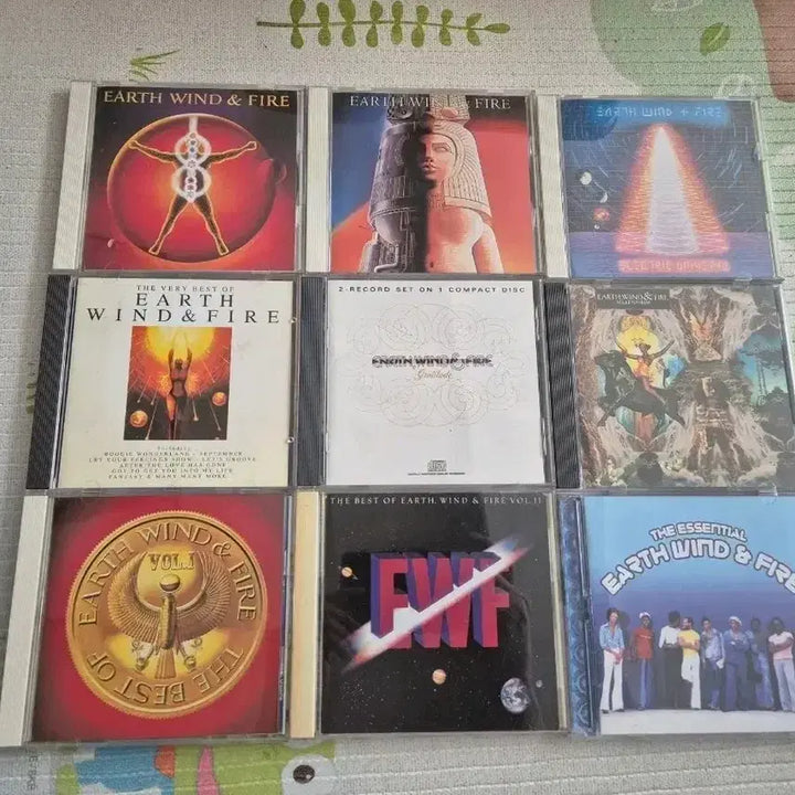 [BUNJANG] Earth, Wind &amp; Fire CD Album Collection / 어스윈드앤파이어 Earth, Wind, and Fire CD 음반 모음