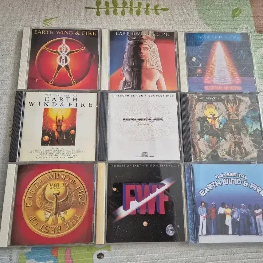 [BUNJANG] Earth, Wind &amp; Fire CD Album Collection / 어스윈드앤파이어 Earth, Wind, and Fire CD 음반 모음