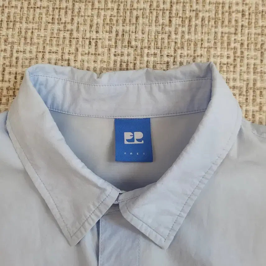 [BUNJANG] FRIE Sky Blue Shirt L / 프라이 스카이블루 셔츠 L