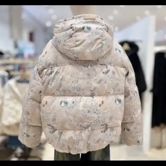 [BUNJANG] Thursday Island Printed Pattern Hooded Down Padded Jacket / 써스데이아일랜드 프린트 패턴 후 드 다운 패딩