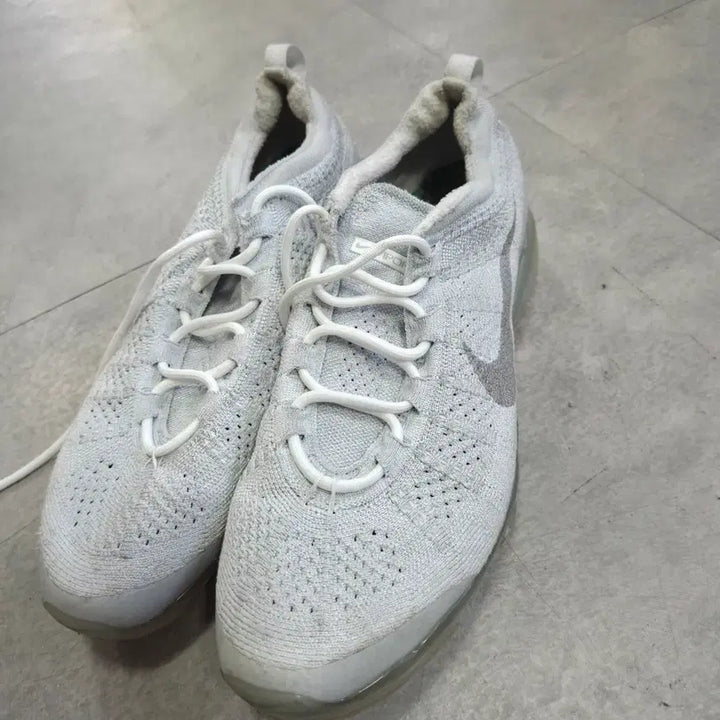 [BUNJANG] Nike Air VaporMax 2023 Flyknit Sneakers / 나이키 에어 베이퍼맥스 2023 플라이니트 285