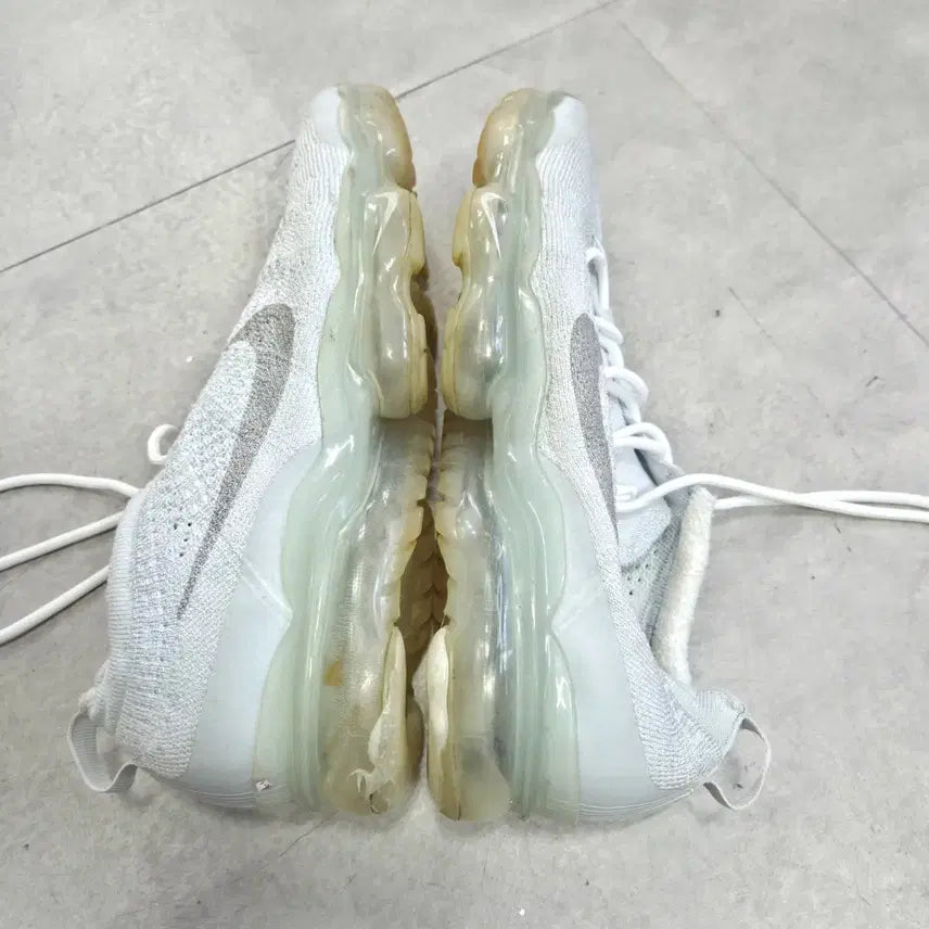 [BUNJANG] Nike Air VaporMax 2023 Flyknit Sneakers / 나이키 에어 베이퍼맥스 2023 플라이니트 285