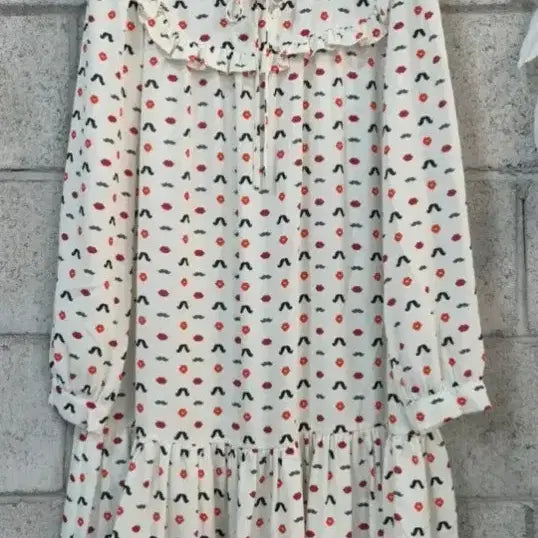 [BUNJANG] Lenibon White Polka Dot Long Dress with Frill Collar / 레니본화이트 땡땡이55 롱원피스 프릴카라