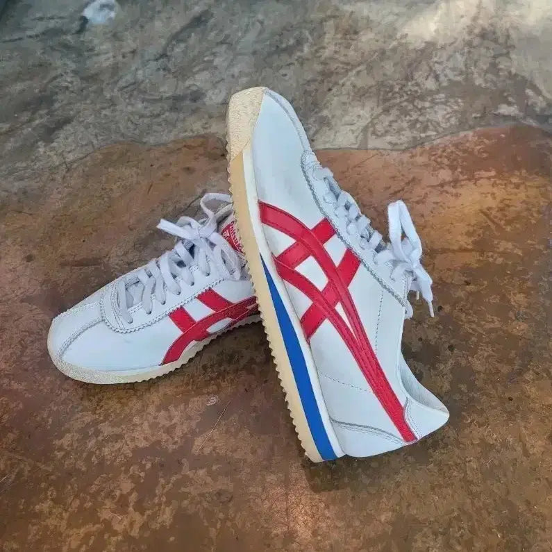[BUNJANG] Onitsuka Tiger Corsair White/Red Sneakers 240mm / 오니츠카타이거 코르세어 커세어 흰/빨 스니커즈 240mm