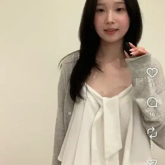 [SOLD OUT] 새상품)르베인 Kitten sleeveless blouse(Ivory)M