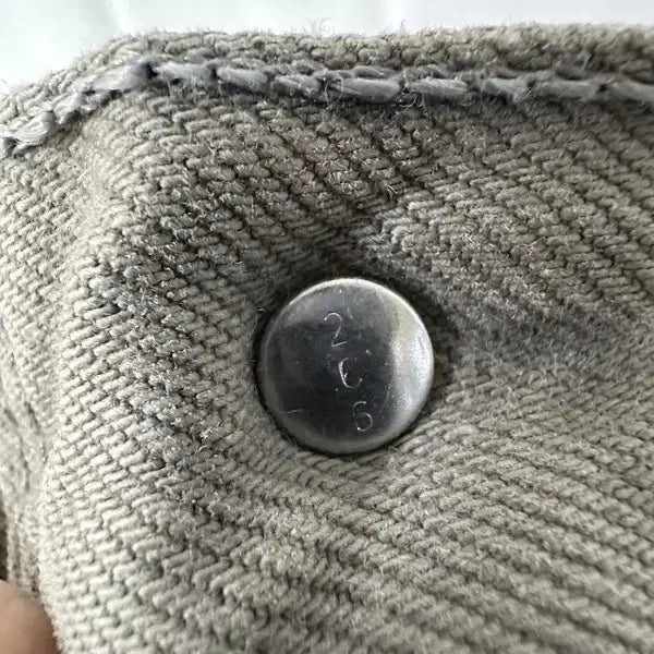 [SOLD OUT] [W40L32] LEVI&