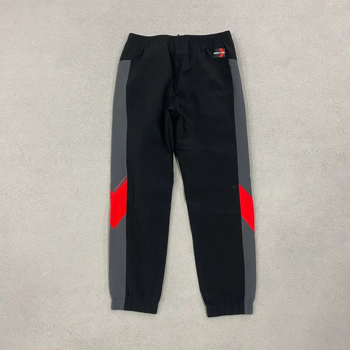 [SOLD OUT] 디스커버리 트레이닝 바지 32