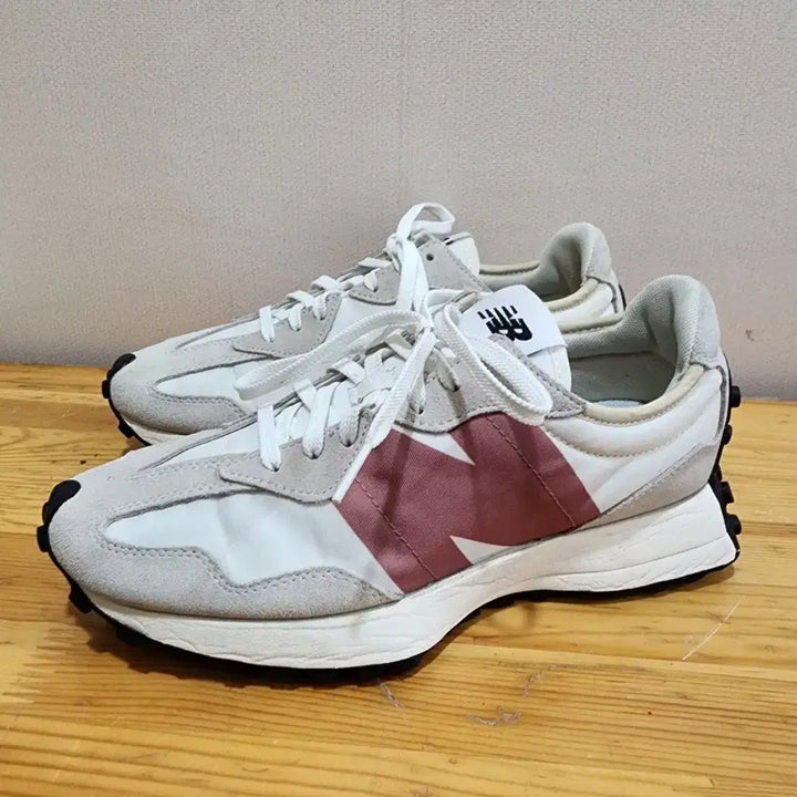 [SOLD OUT] 뉴발란스 327 그레이 로즈 운동화 255mm