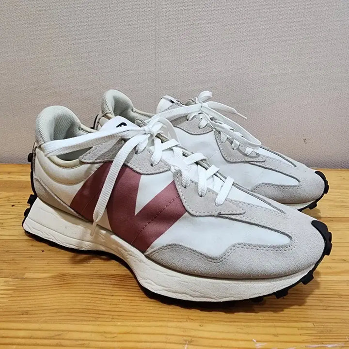 [SOLD OUT] 뉴발란스 327 그레이 로즈 운동화 255mm