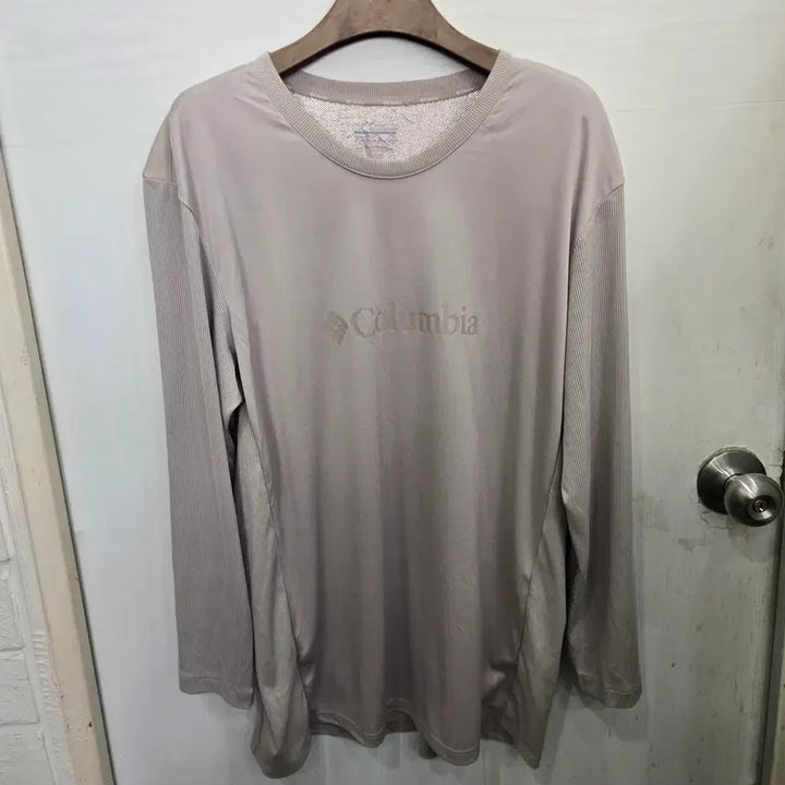 [BUNJANG] Columbia Long Sleeve Round Neck T-shirt / 2XL,110 )) Columbia 컬럼비아 라운드넥 긴팔티셔츠!