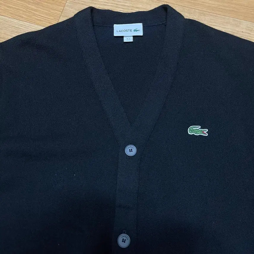 [SOLD OUT] 라코스테 브이넥 가디건 블랙 100사이즈(4사이즈)