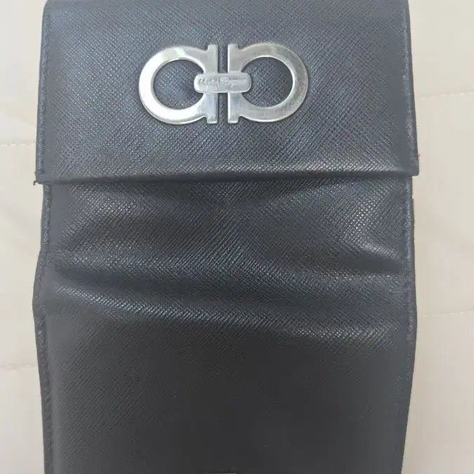 [BUNJANG] Ferragamo Black Bifold Wallet / 페라가모 블랙 반지갑