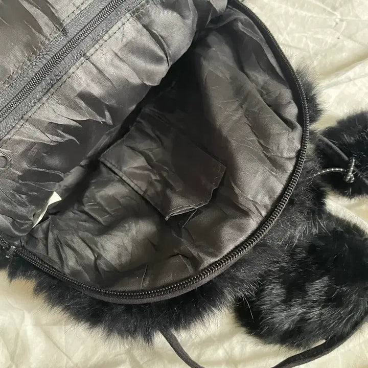 [BUNJANG] Vintage Black Fur Mini Handbag Set / 빈티지 블랙 퍼 미니 핸드백 / 퍼폼폼 세트