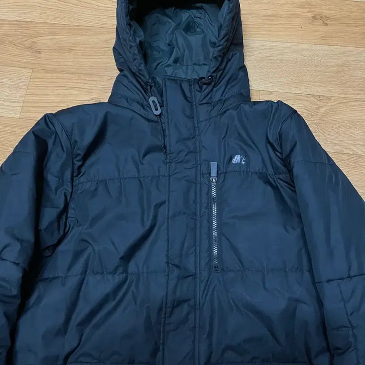 [SOLD OUT] 나이키 패딩 L사이즈 (100-105사이즈)