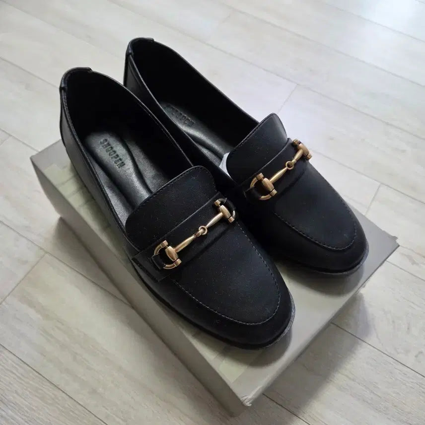 [SOLD OUT] 슈펜 슈탠다드 여성 블랙 로퍼 235