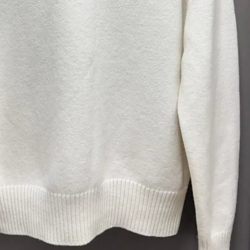 [BUNJANG] Ami Virgin Wool Intarsia Knit Sweater White L / 아미 버진울 인타르시아 니트 화이트 L