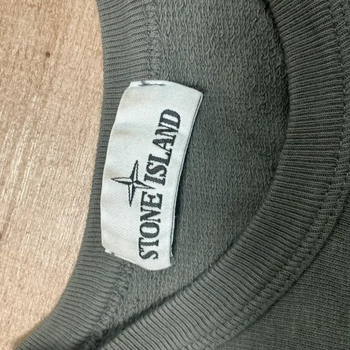 [SOLD OUT] (s)스톤아일랜드 차콜 맨투맨