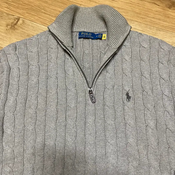 [SOLD OUT] 폴로 신형 꽈배기니트 반집업니트 베이지 M사이즈 (100사이즈)