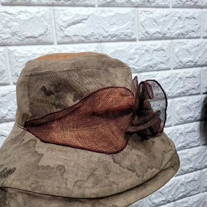 [BUNJANG] Natural Dyed Brown Flower Embellished Bucket Hat / 천연염색 브라운 플라워 장식 벙거지 모자
