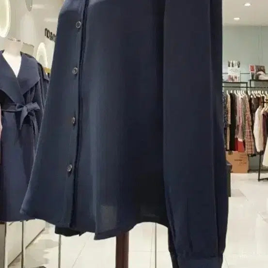 [BUNJANG] On&amp;On Lace Collar Blouse (NJW1SB347) - Size 66 / 온앤온   레이스카라  블라우스  NJW1SB347  66