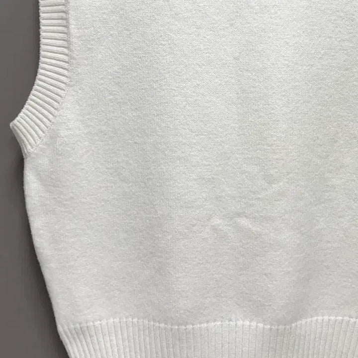 [BUNJANG] Ami Virgin Wool Intarsia Knit Vest White L / 아미 버진울 인타르시아 니트 베스트 화이트 L
