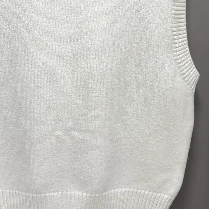 [BUNJANG] Ami Virgin Wool Intarsia Knit Vest White L / 아미 버진울 인타르시아 니트 베스트 화이트 L