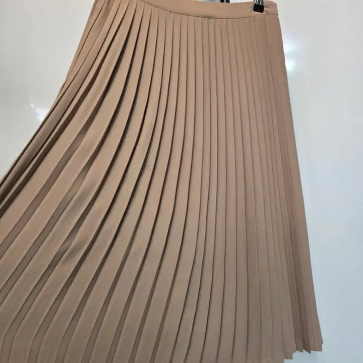 [BUNJANG] Maje Black Label Pleated Skirt / 마쥬블랙라벨스커트 55