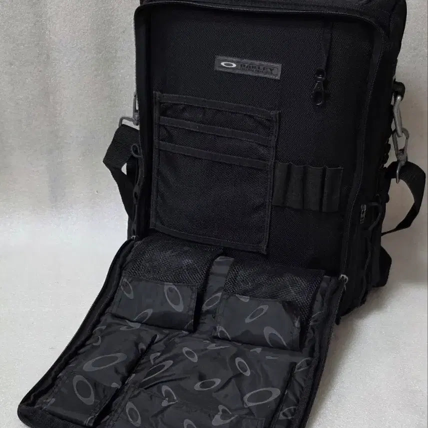 [SOLD OUT] 오클리 OAKLEY 버티컬 메신저 백 2.0 크로스백