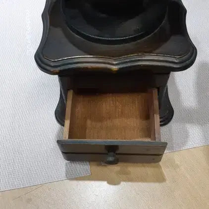 [SOLD OUT] 빈티지 원목 커피 그라인더